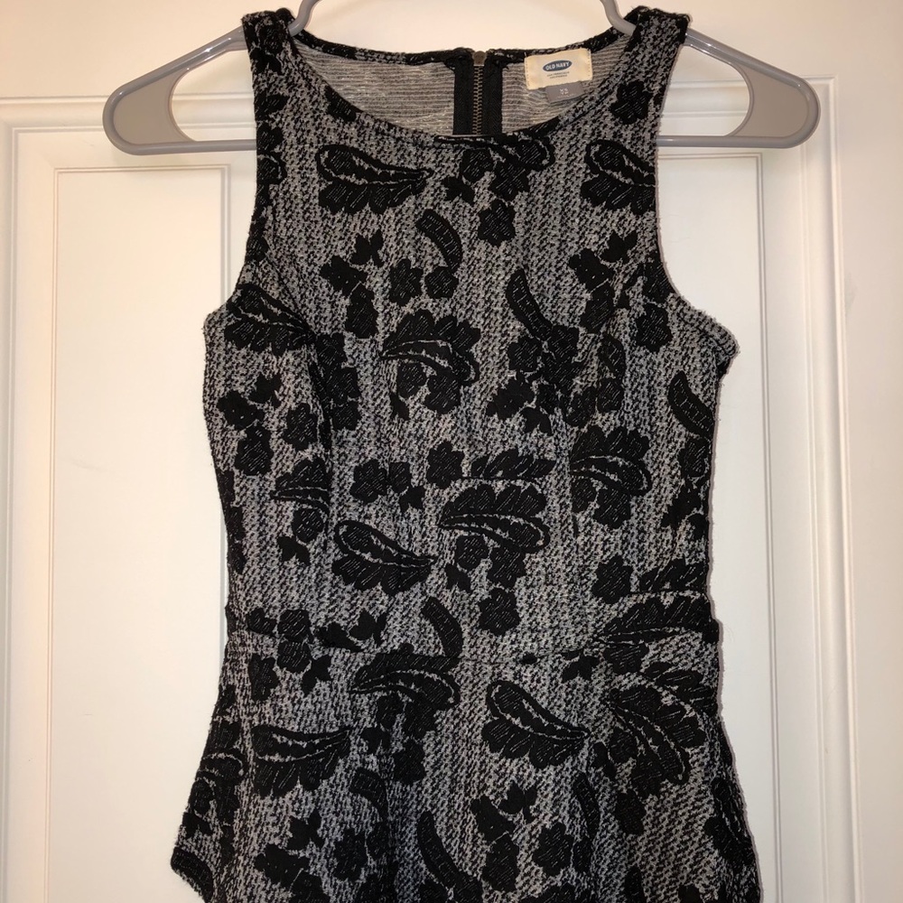 Old navy dress tank top - Lace detailing